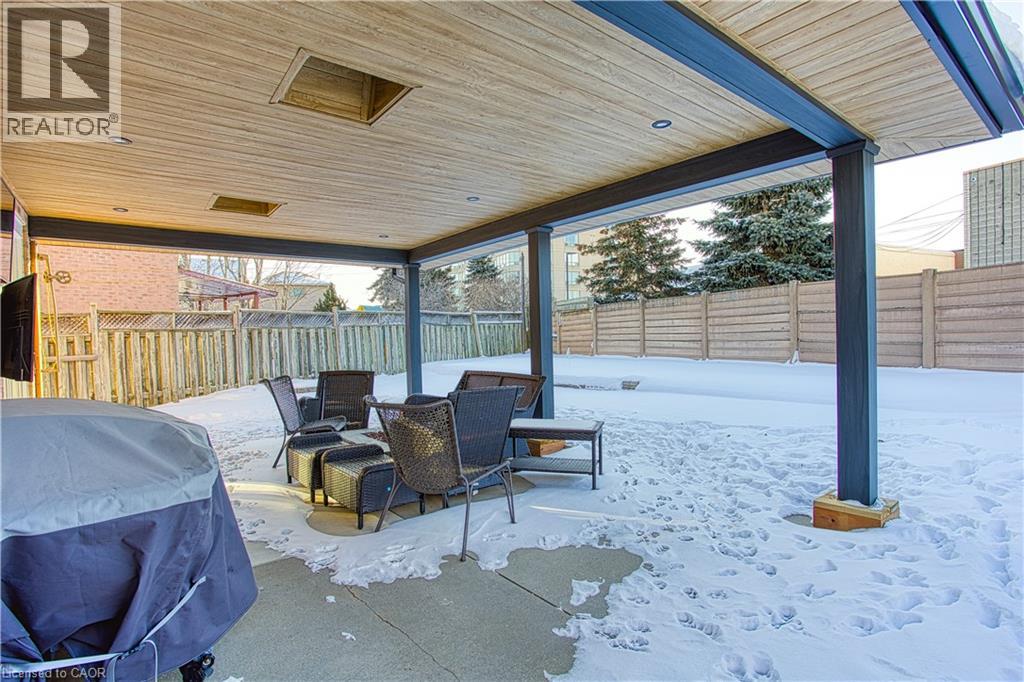 39 Regis Court, Stoney Creek, Ontario  L8E 4M8 - Photo 31 - 40821866