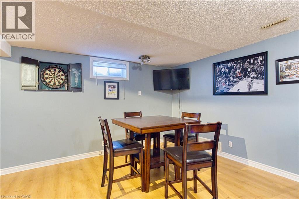 39 Regis Court, Stoney Creek, Ontario  L8E 4M8 - Photo 24 - 40821866
