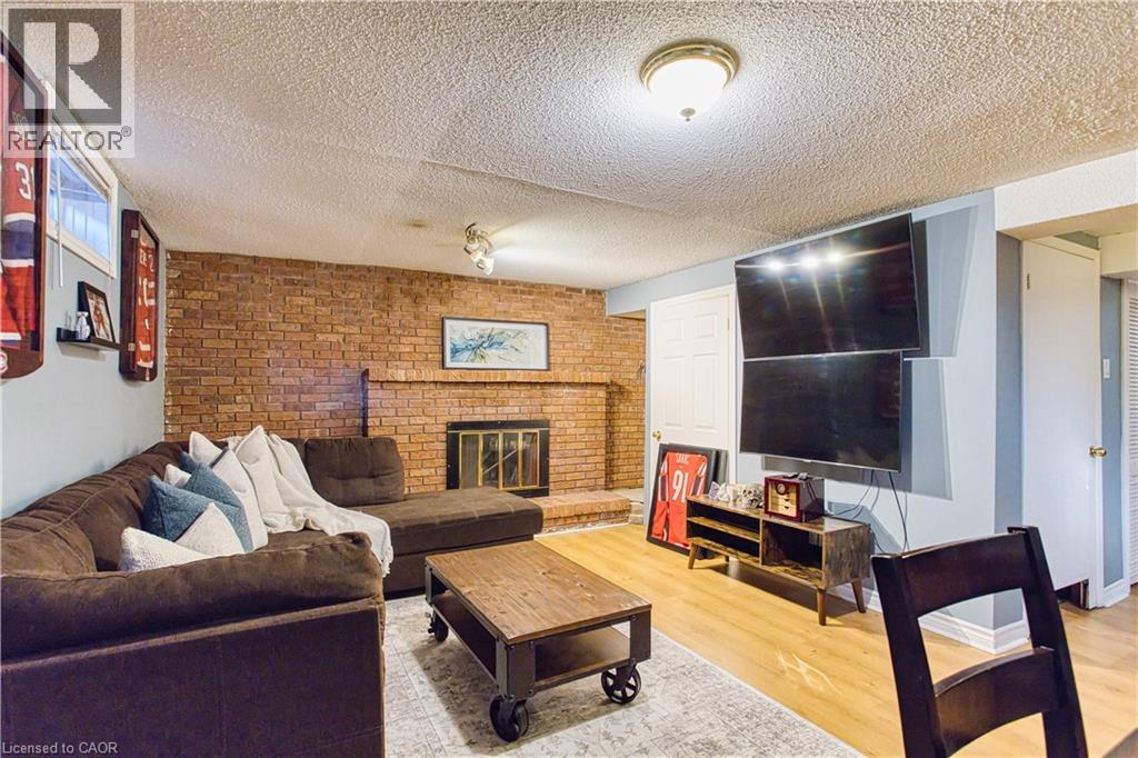 39 Regis Court, Stoney Creek, Ontario  L8E 4M8 - Photo 26 - 40821866