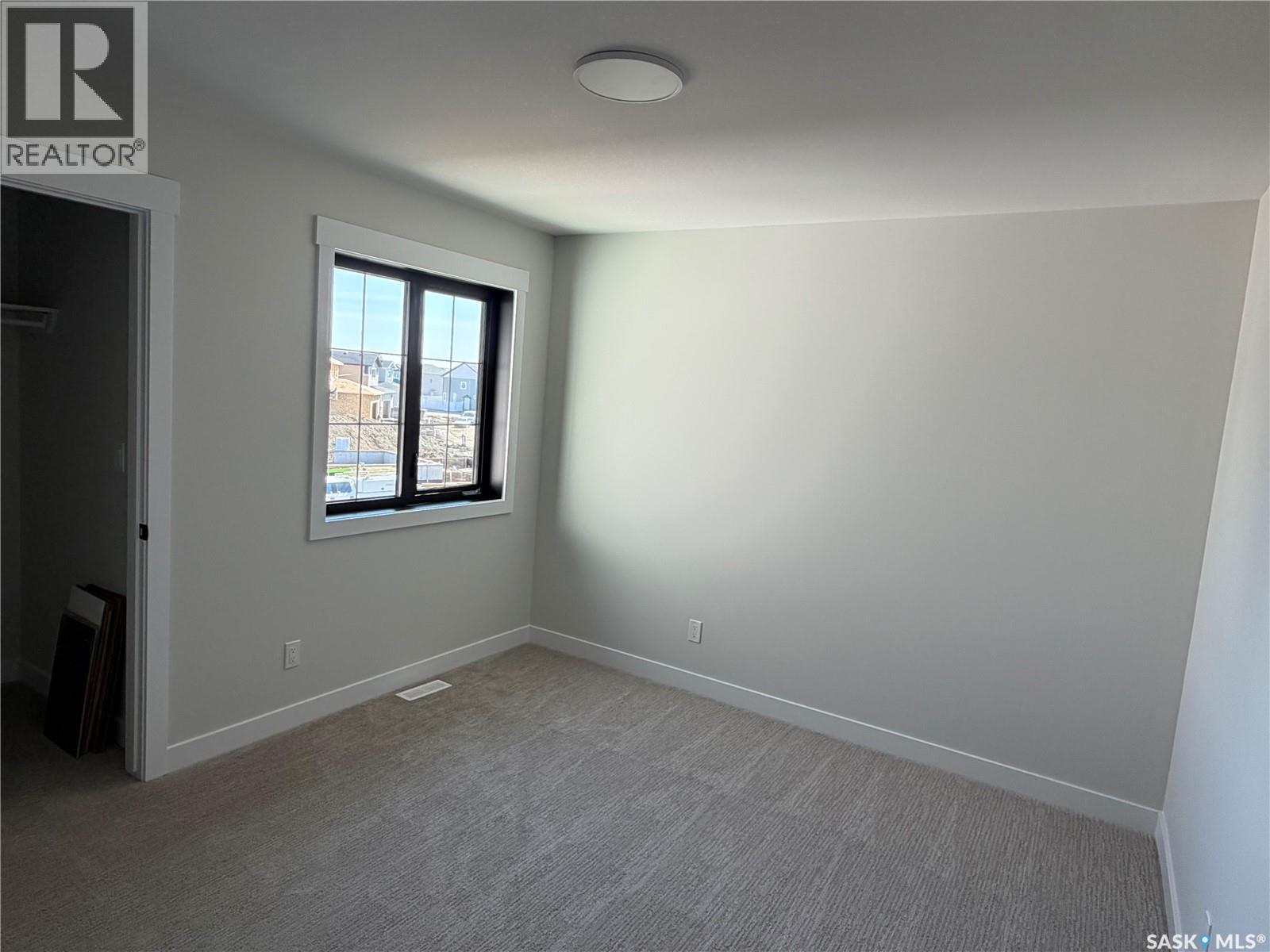 310 Traeger Manor, Saskatoon, Saskatchewan  S7V 1Z4 - Photo 13 - SK034475