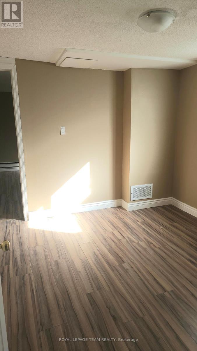 1 - 395 Peach Tree Lane, Ottawa, Ontario  K1K 2R7 - Photo 7 - X13064826