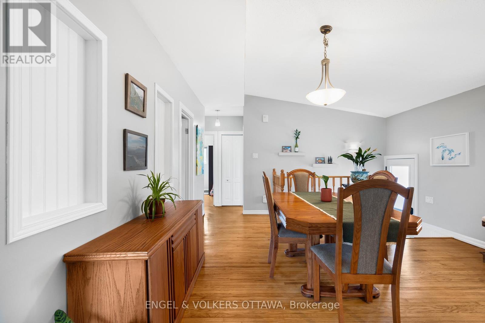1004 Pleasant Park Road, Ottawa, Ontario  K1G 2A1 - Photo 12 - X13064868