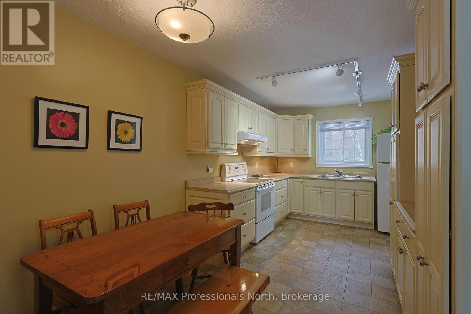 1 - 1162 Burlmarie Road, Lake Of Bays, Ontario  P0B 1A0 - Photo 10 - X12940730