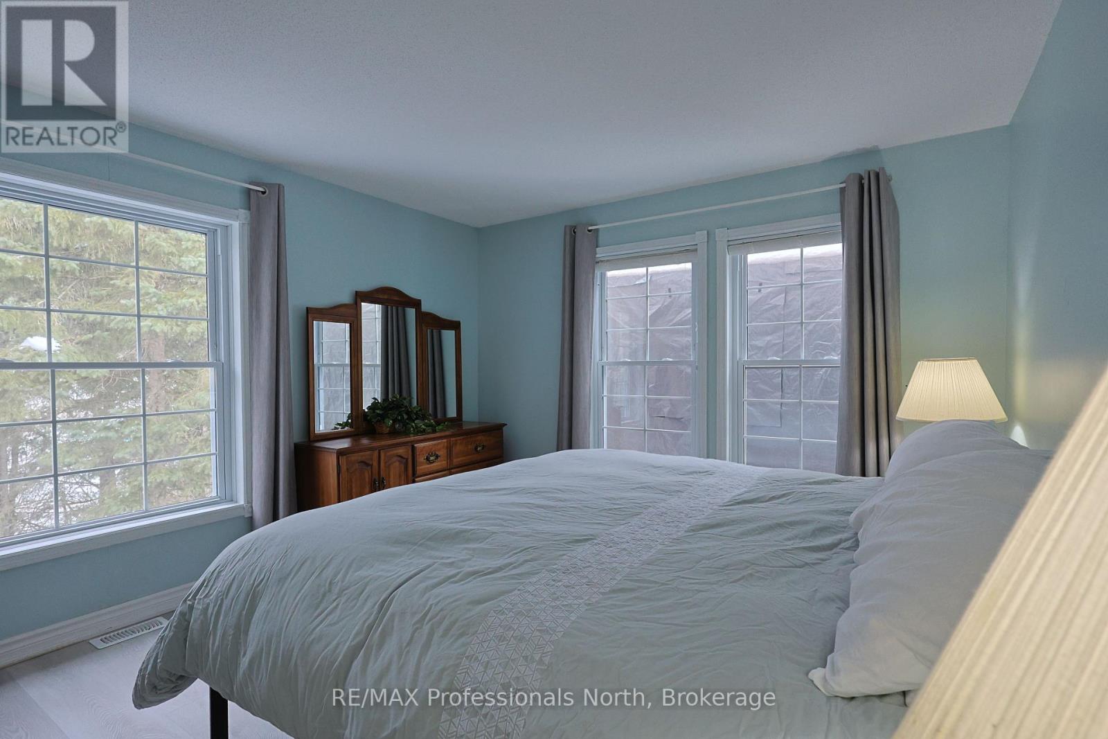 1 - 1162 Burlmarie Road, Lake Of Bays, Ontario  P0B 1A0 - Photo 12 - X12940730