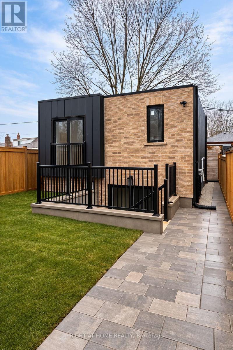 4 (Garden Suite) - 39 Fifteenth Street, Toronto, Ontario  M8V 3J3 - Photo 2 - W12873274