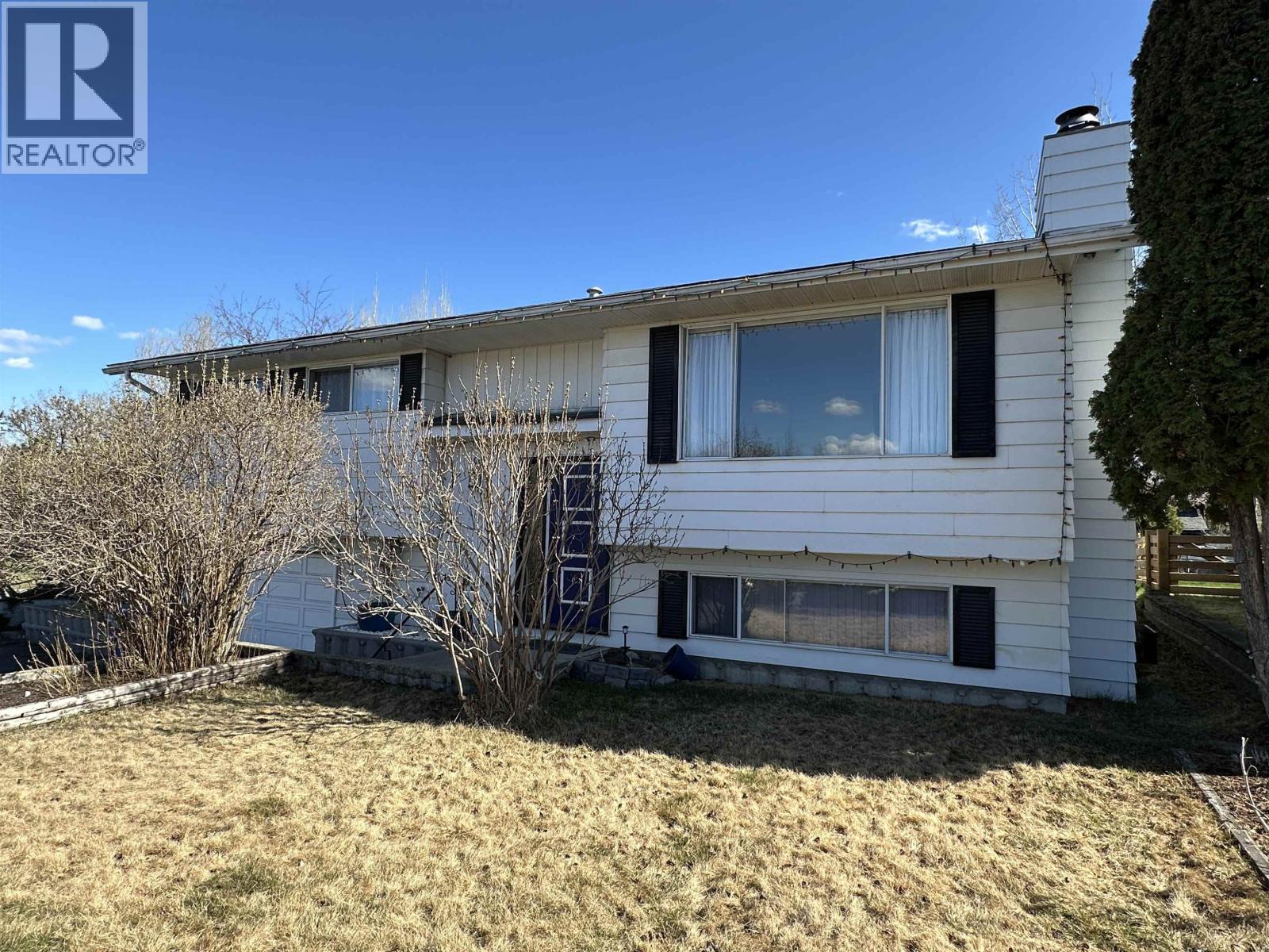 391 N BIRCH AVENUE, 100 Mile House, British Columbia
