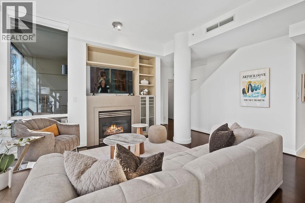 Th105 638 Beach Crescent, Vancouver, British Columbia  V6Z 3H4 - Photo 6 - R3117934