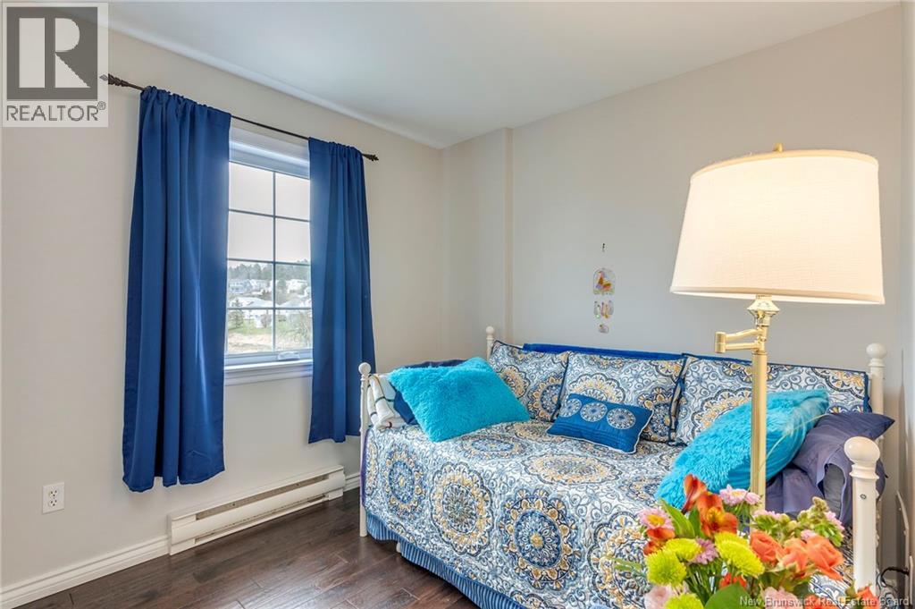 14 Honeysuckle Drive, Saint John, New Brunswick  E2M 5X4 - Photo 5 - NB138359