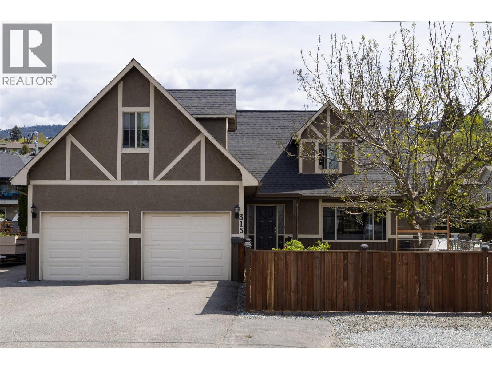 315 Stetson Street, Kelowna, British Columbia