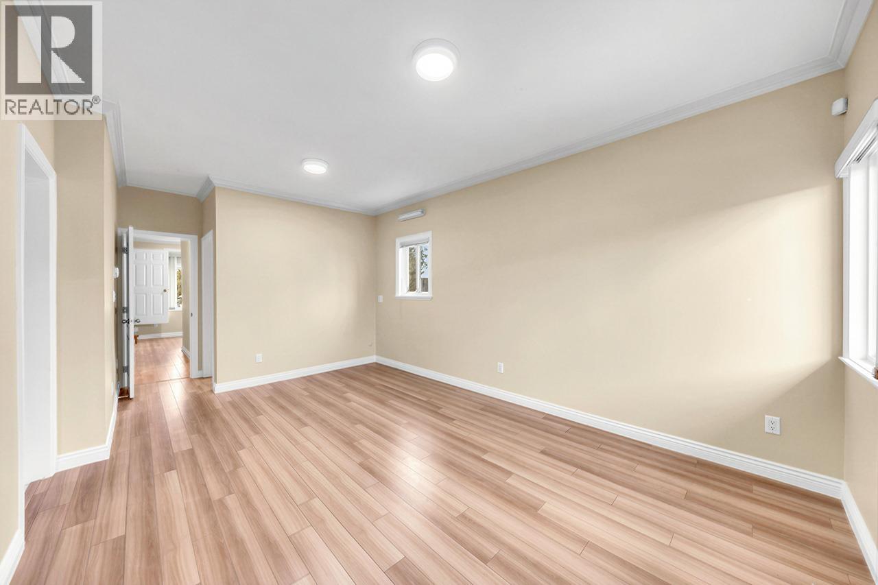 6698 Union Street, Burnaby, British Columbia  V5B 1X1 - Photo 10 - R3117911