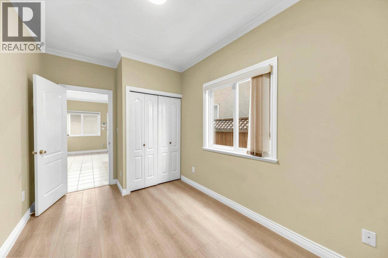 6698 Union Street, Burnaby, British Columbia  V5B 1X1 - Photo 4 - R3117911
