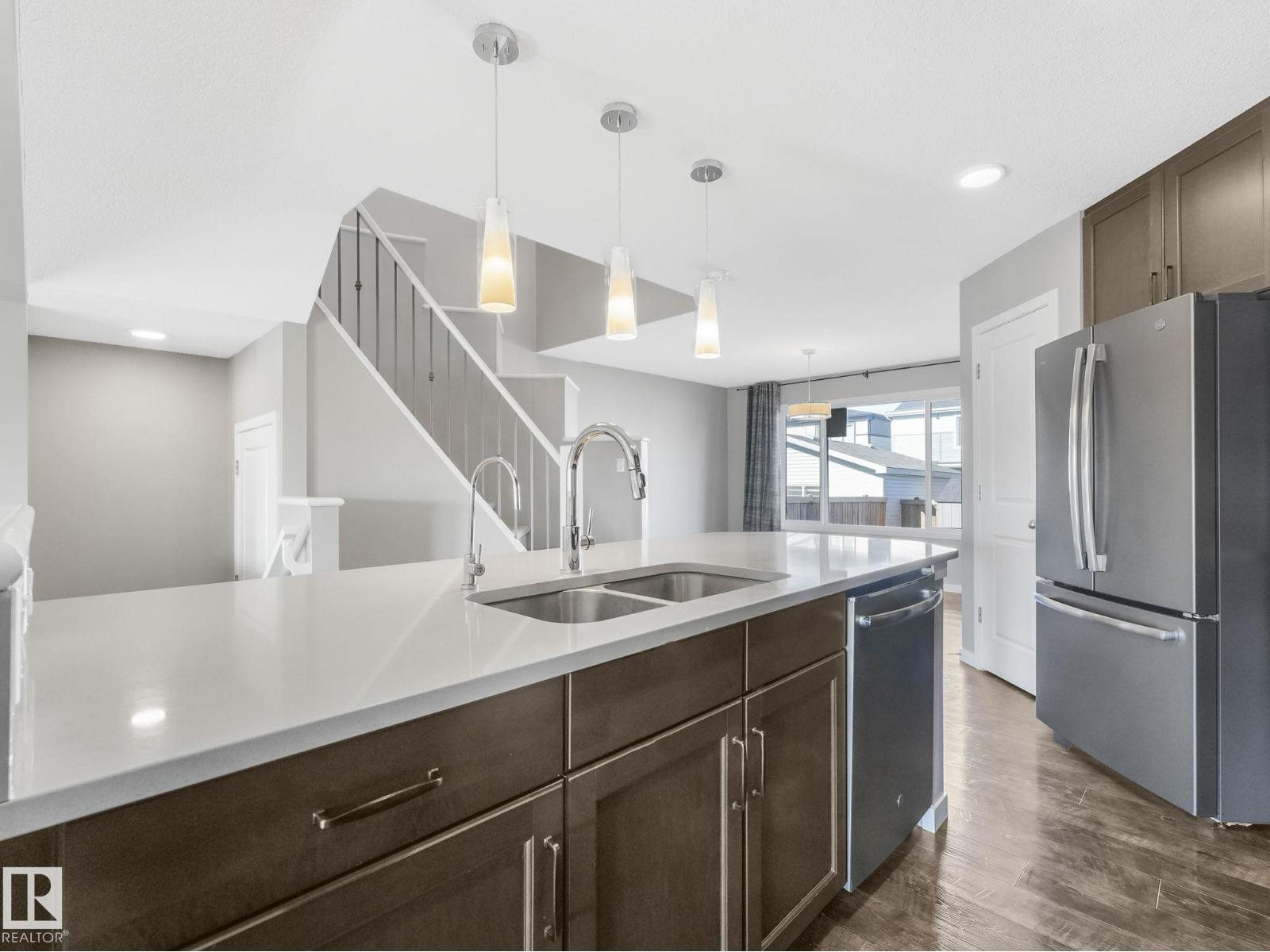 4108 Chappelle Green Gr Sw, Edmonton, Alberta  T6W 4M5 - Photo 3 - E4484963