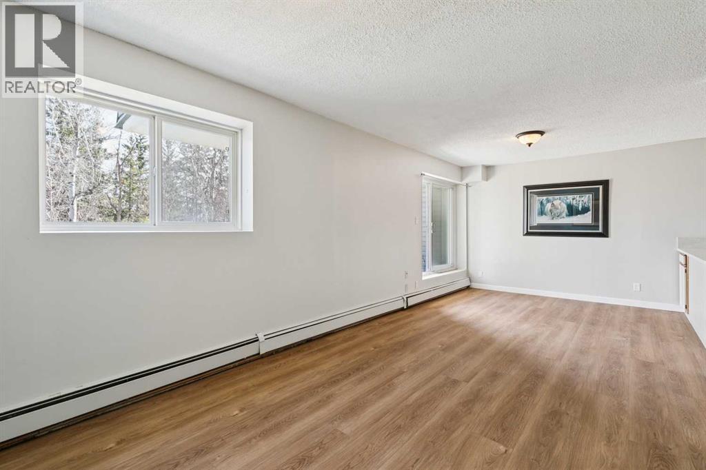 1, 312 Cedar Crescent SW, Calgary, Alberta  T3C 2Y8 - Photo 4 - A2305700