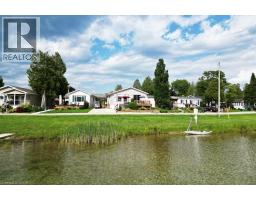 27 TRILLIUM BEACH Drive, Puslinch, Ontario