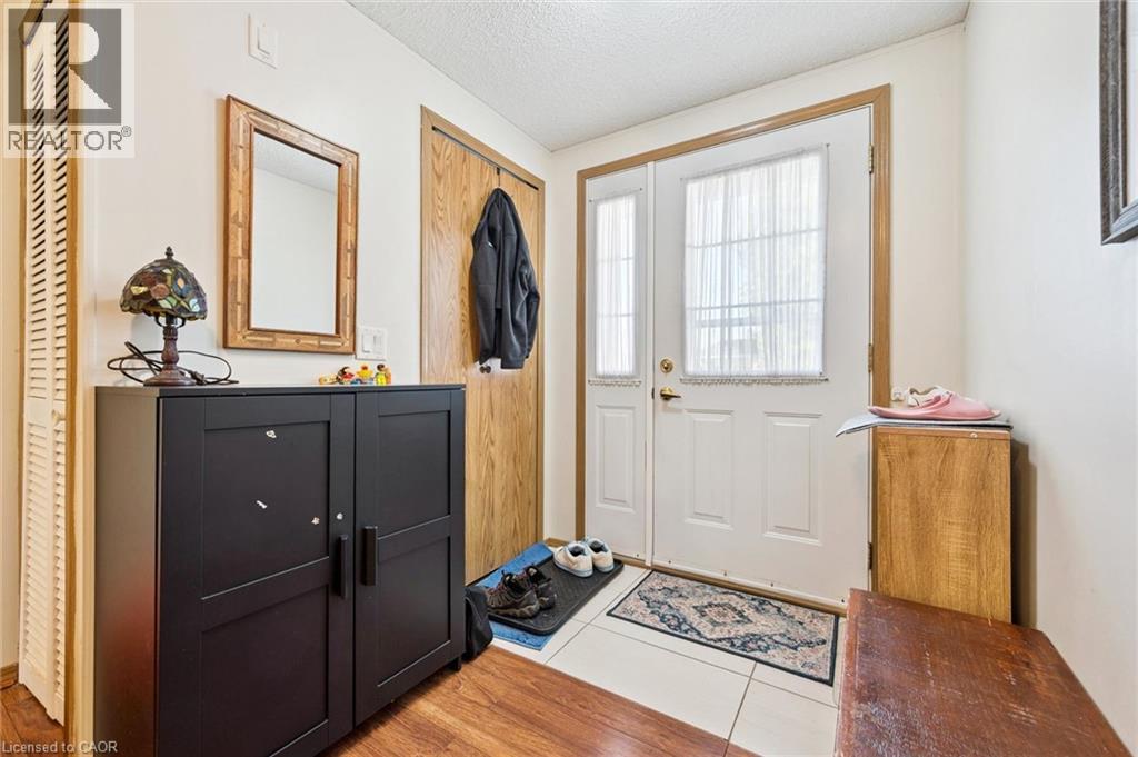 27 Trillium Beach Drive, Puslinch, Ontario  N0B 2J0 - Photo 6 - 40825543