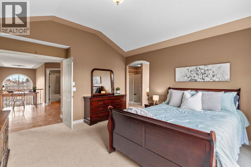 140 Simcoe Close Sw, Calgary, Alberta  T3H 4N3 - Photo 26 - A2305197