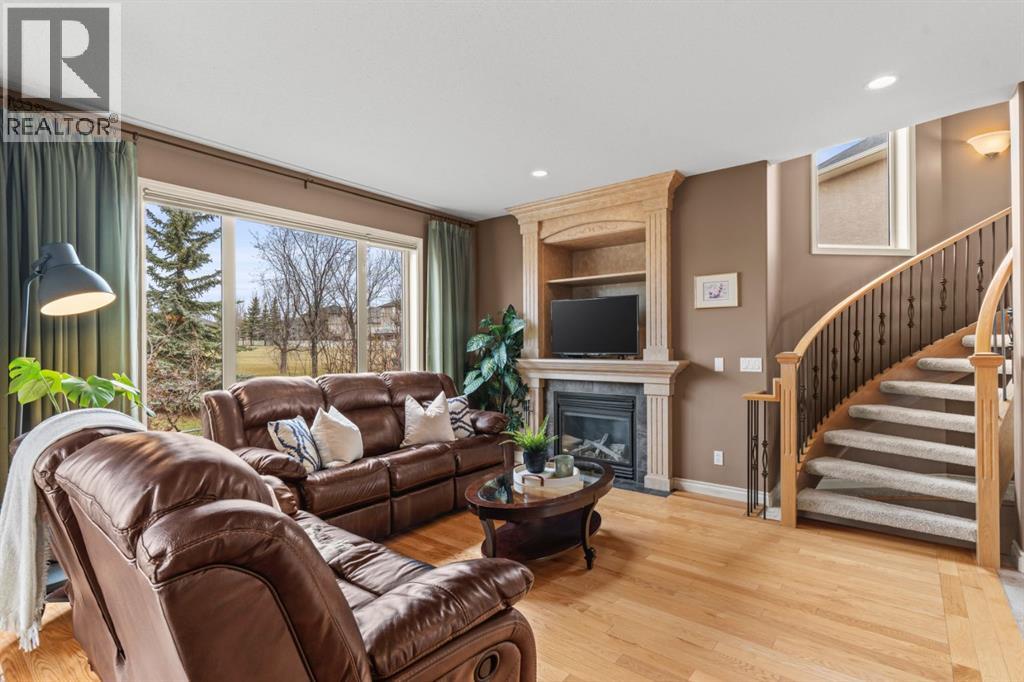 140 Simcoe Close Sw, Calgary, Alberta  T3H 4N3 - Photo 17 - A2305197