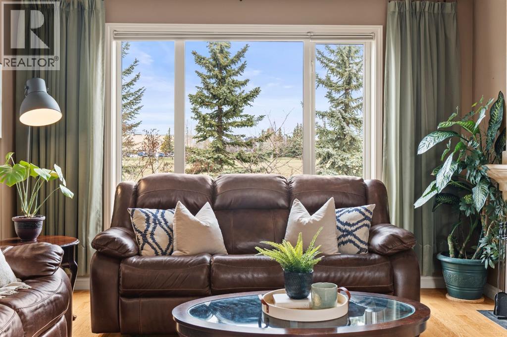 140 Simcoe Close Sw, Calgary, Alberta  T3H 4N3 - Photo 20 - A2305197