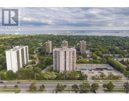 1608 - 975 WARWICK COURT, Burlington, Ontario