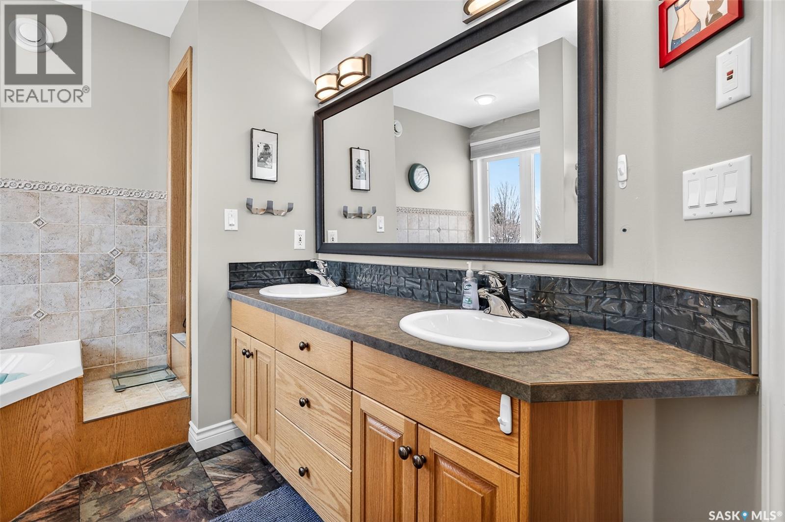 160 Calypso Drive, Moose Jaw, Saskatchewan  S6J 1G8 - Photo 43 - SK034319