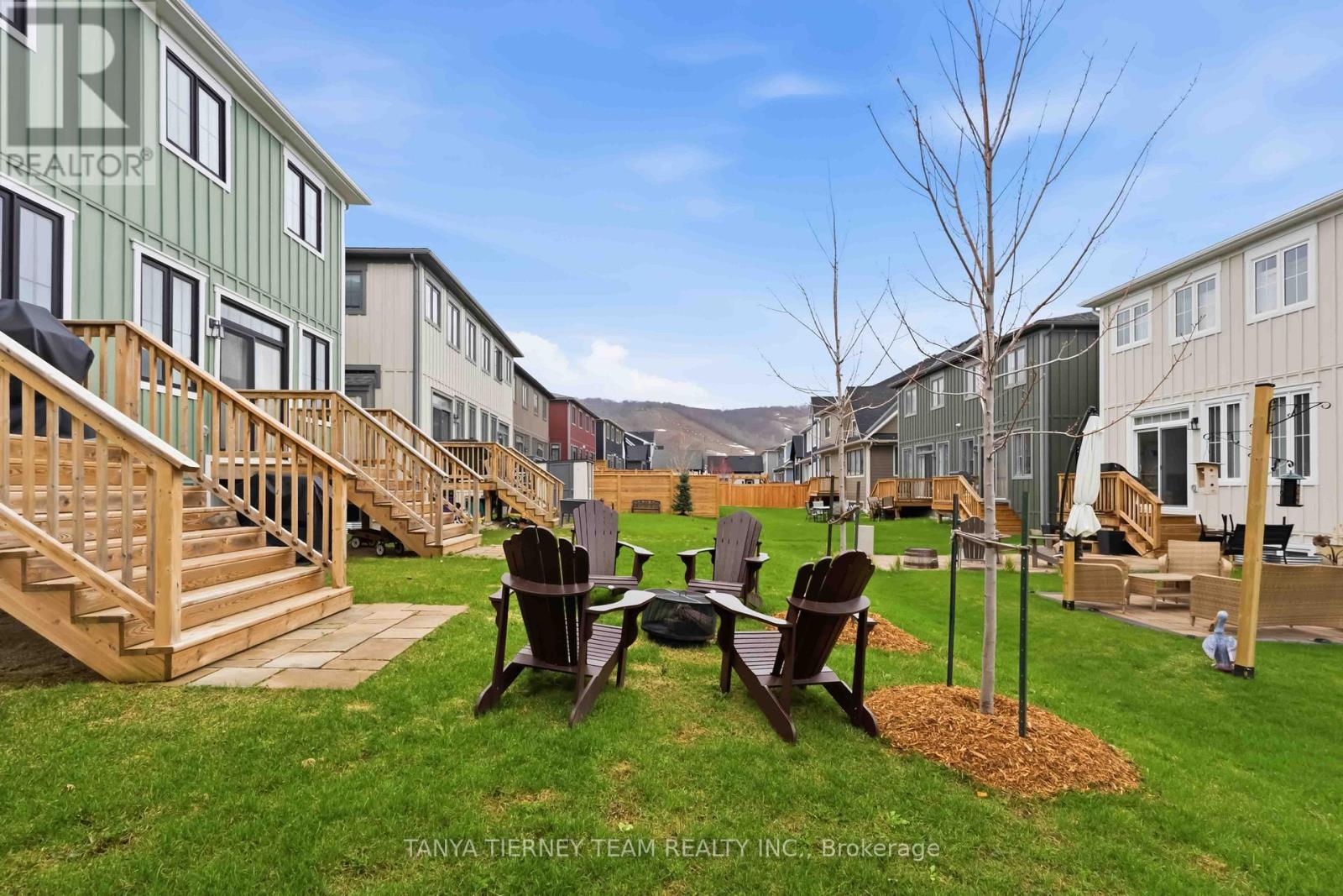 106 Sycamore Street, Blue Mountains, Ontario  L9Y 4E2 - Photo 37 - X13064878