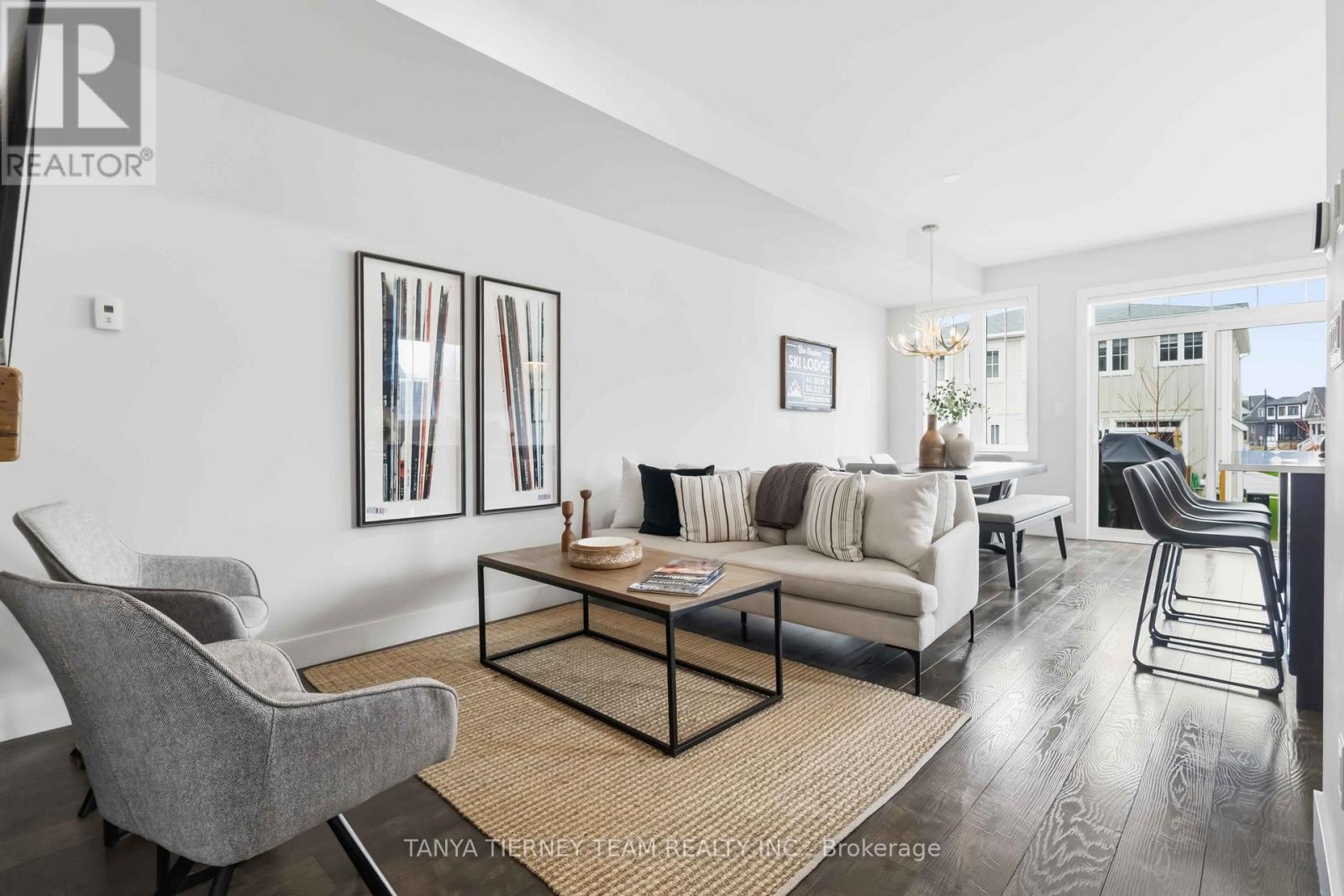 106 Sycamore Street, Blue Mountains, Ontario  L9Y 4E2 - Photo 6 - X13064878