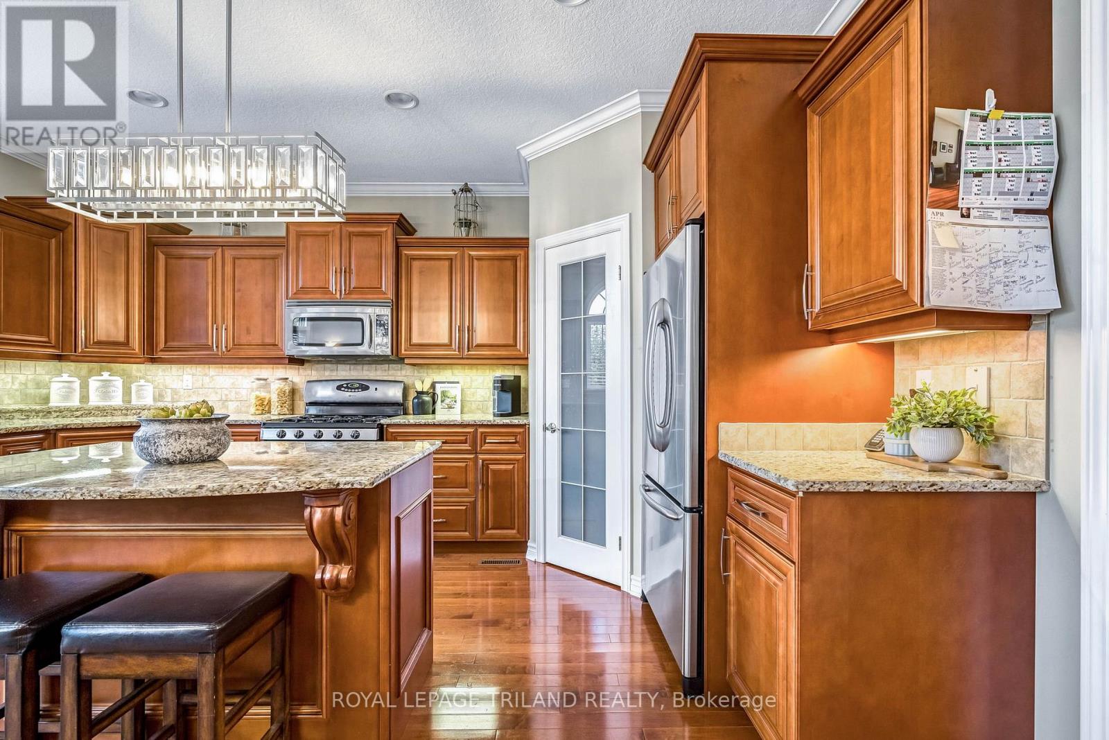 486 Plane Tree Drive, London North, Ontario  N6G 5L6 - Photo 17 - X13064928
