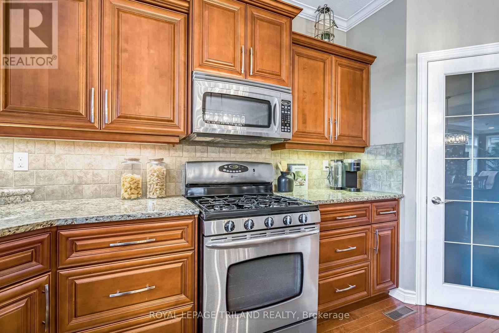 486 Plane Tree Drive, London North, Ontario  N6G 5L6 - Photo 20 - X13064928