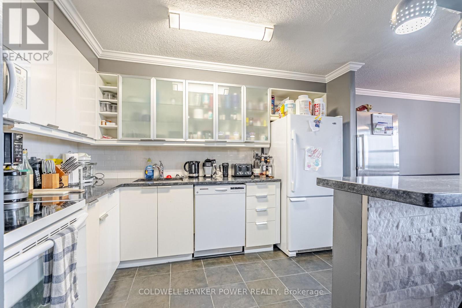 1604 - 323 Colborne Street, London East, Ontario  N6B 3N8 - Photo 4 - X13064992