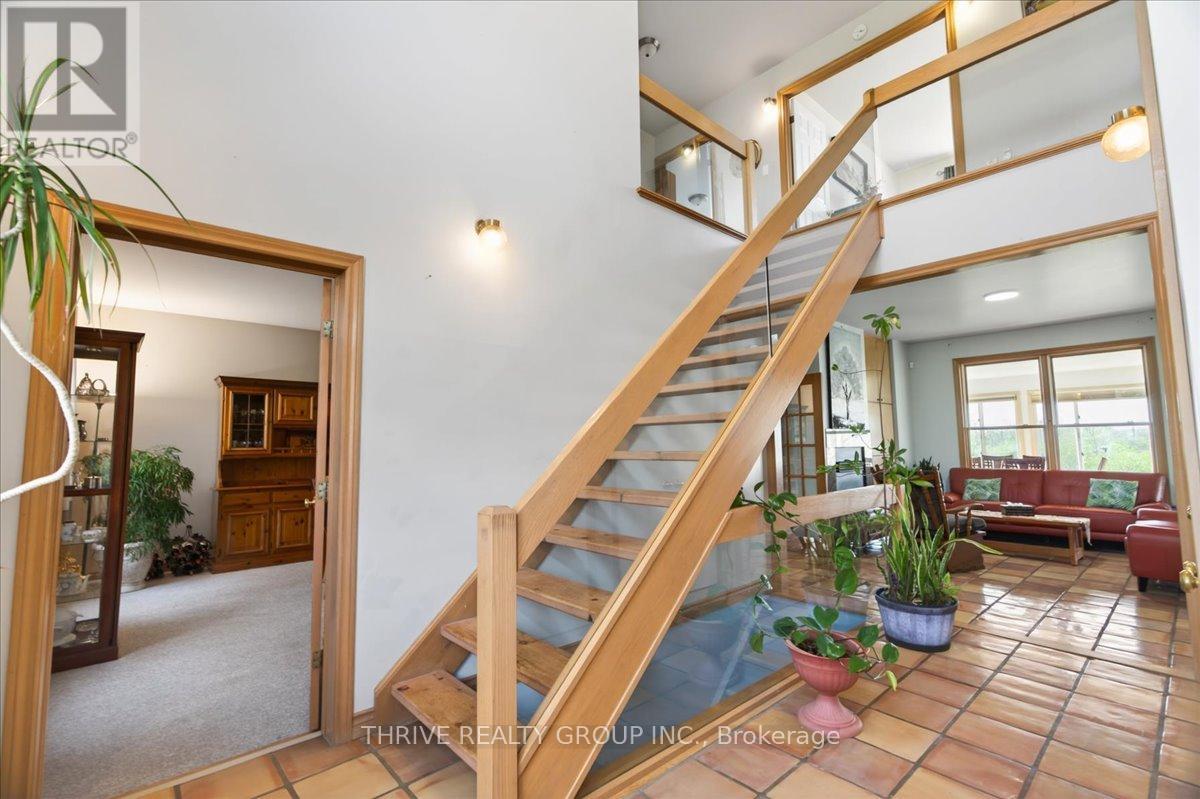 24992 Crinan Line, West Elgin, Ontario  N0L 2P0 - Photo 12 - X13065002