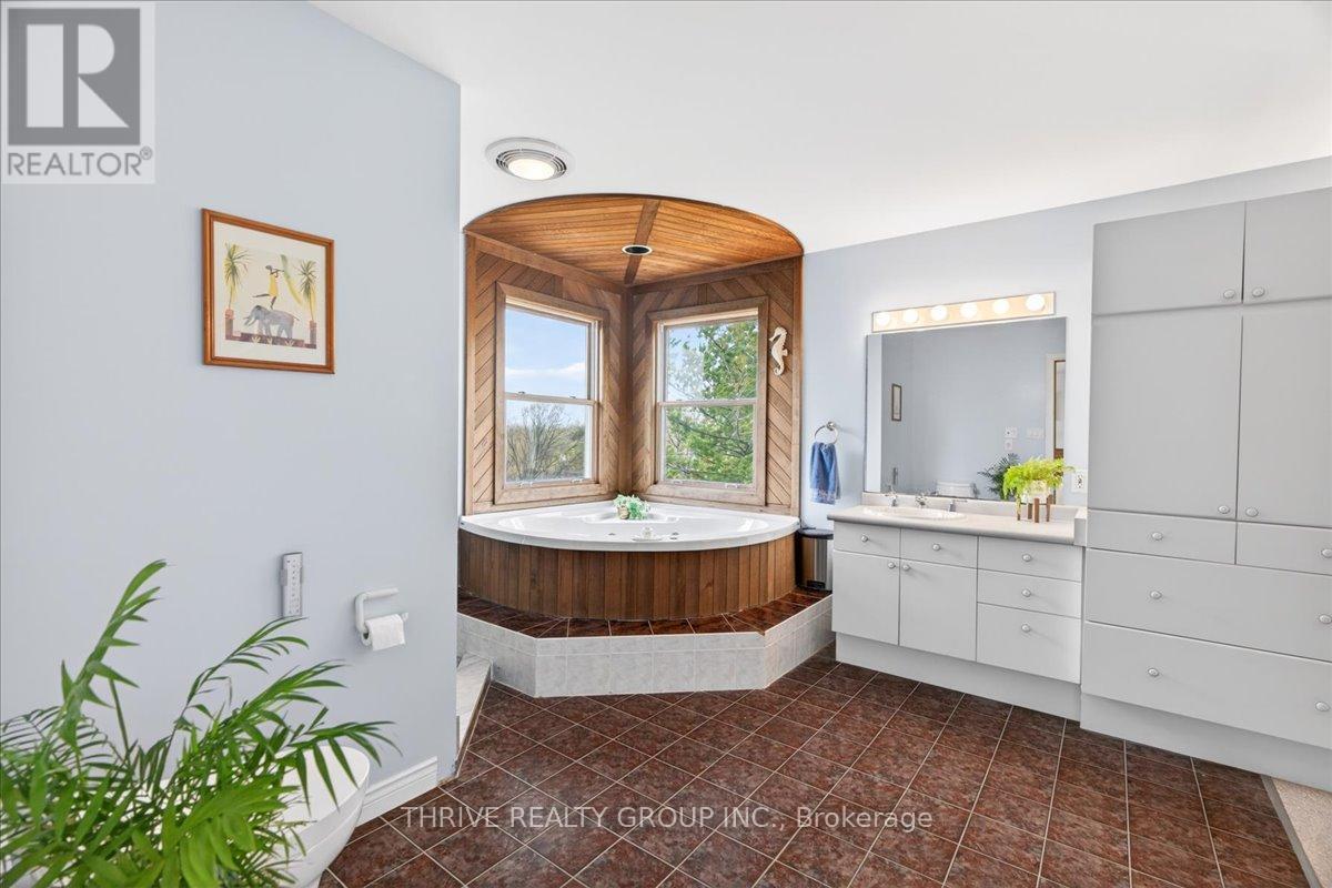 24992 Crinan Line, West Elgin, Ontario  N0L 2P0 - Photo 31 - X13065002