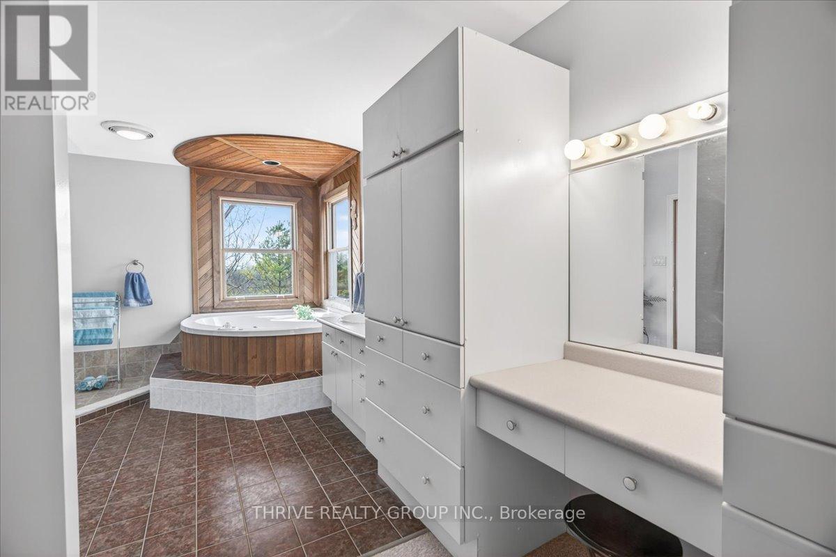 24992 Crinan Line, West Elgin, Ontario  N0L 2P0 - Photo 37 - X13065002