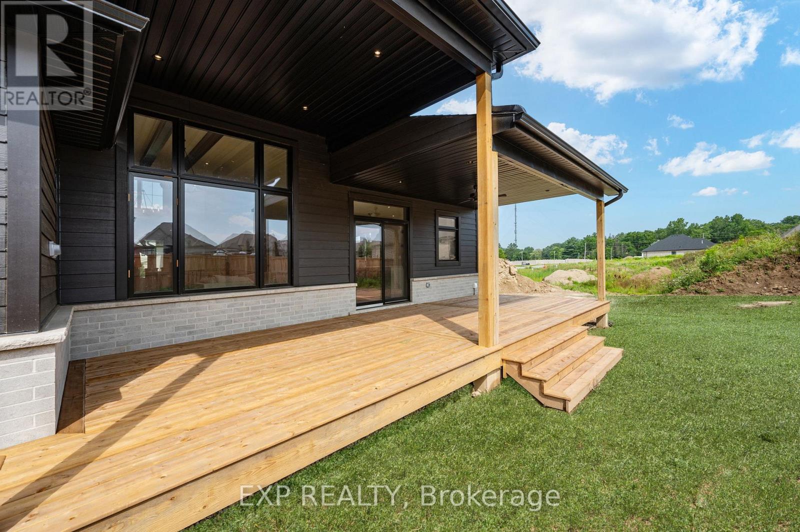 2052 Wickerson Road, London South, Ontario  N6K 4R6 - Photo 30 - X13065064