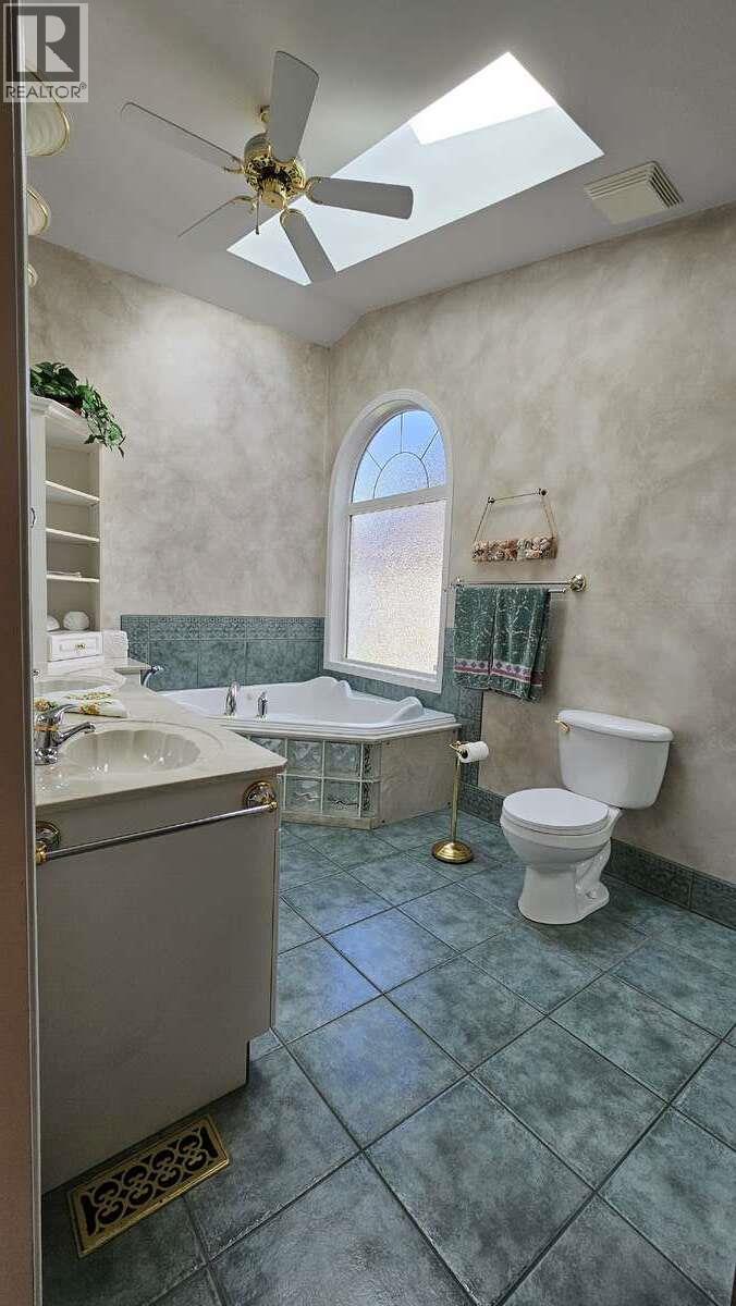 1980 Ethel Street, Kelowna, British Columbia  V1Y 2Z5 - Photo 18 - 10383061