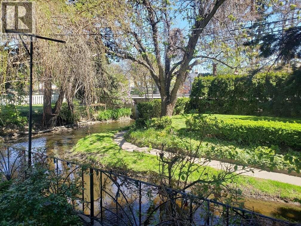 1980 Ethel Street, Kelowna, British Columbia