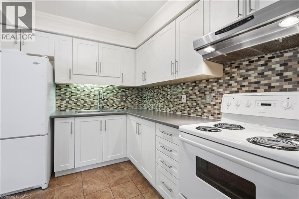 125 Sekura Crescent Unit# 19, Cambridge, Ontario  N1R 8B4 - Photo 8 - 40822569