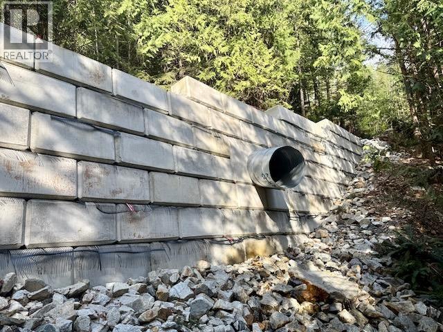 1010 Quarry Lane, Squamish, British Columbia  V8B 1J2 - Photo 10 - R3117766