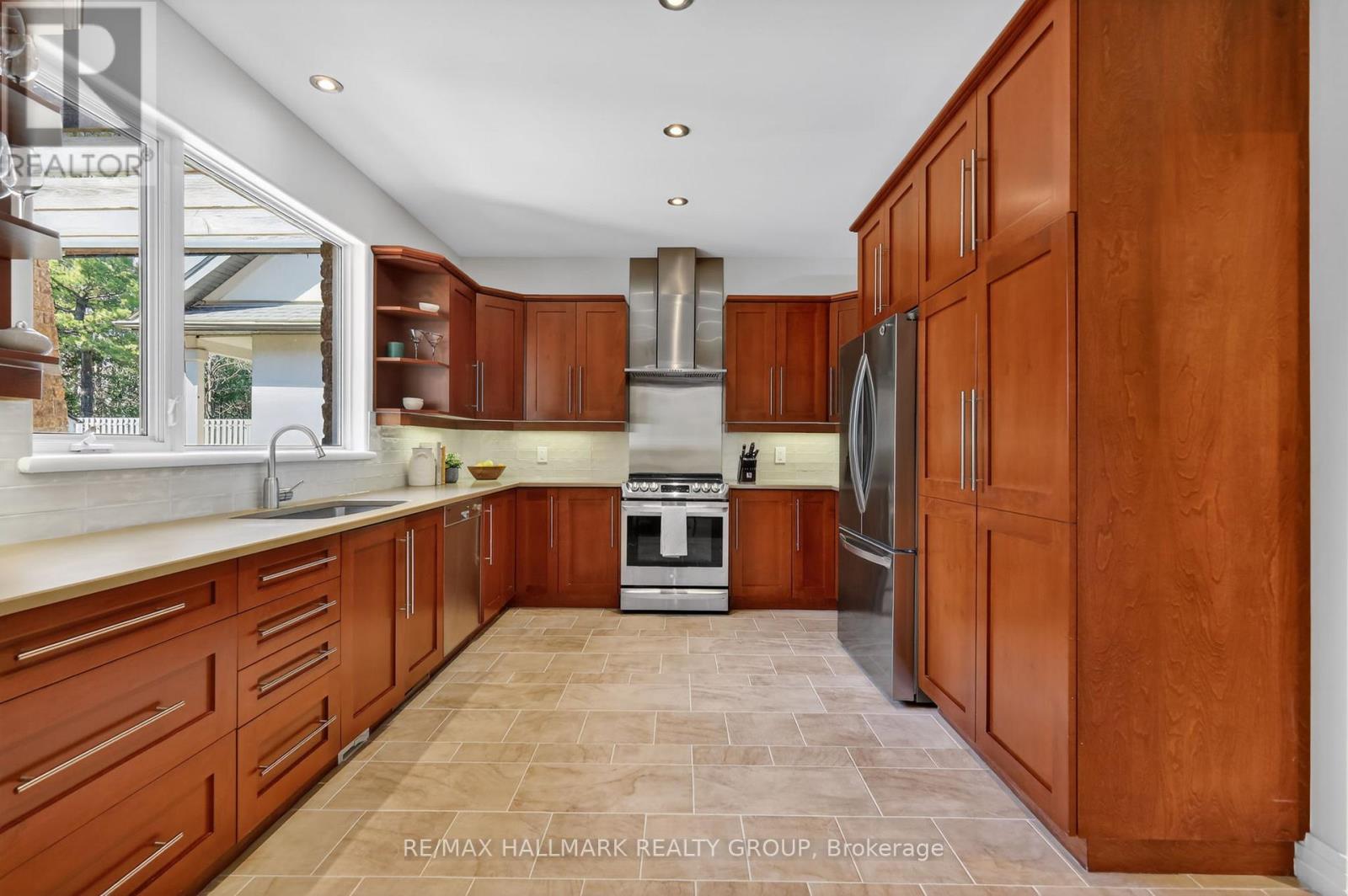 1934 Lenester Avenue, Ottawa, Ontario  K2A 1J9 - Photo 17 - X13065072