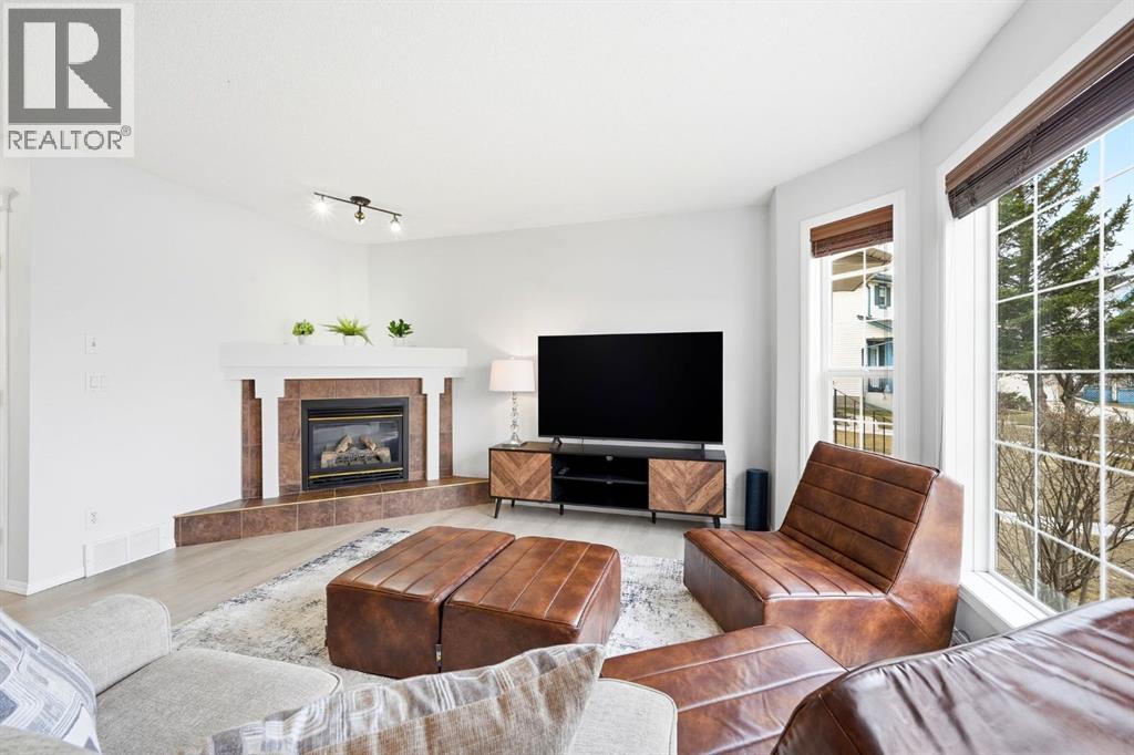 13 Coville Gardens Ne, Calgary, Alberta  T3K 5N8 - Photo 2 - A2303020
