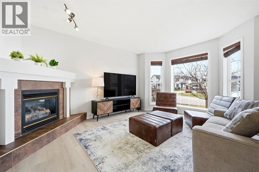 13 Coville Gardens Ne, Calgary, Alberta  T3K 5N8 - Photo 3 - A2303020