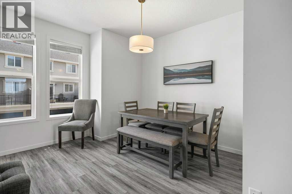 409 South Point Lane SW, Airdrie, Alberta  T4B 5G8 - Photo 8 - A2304977