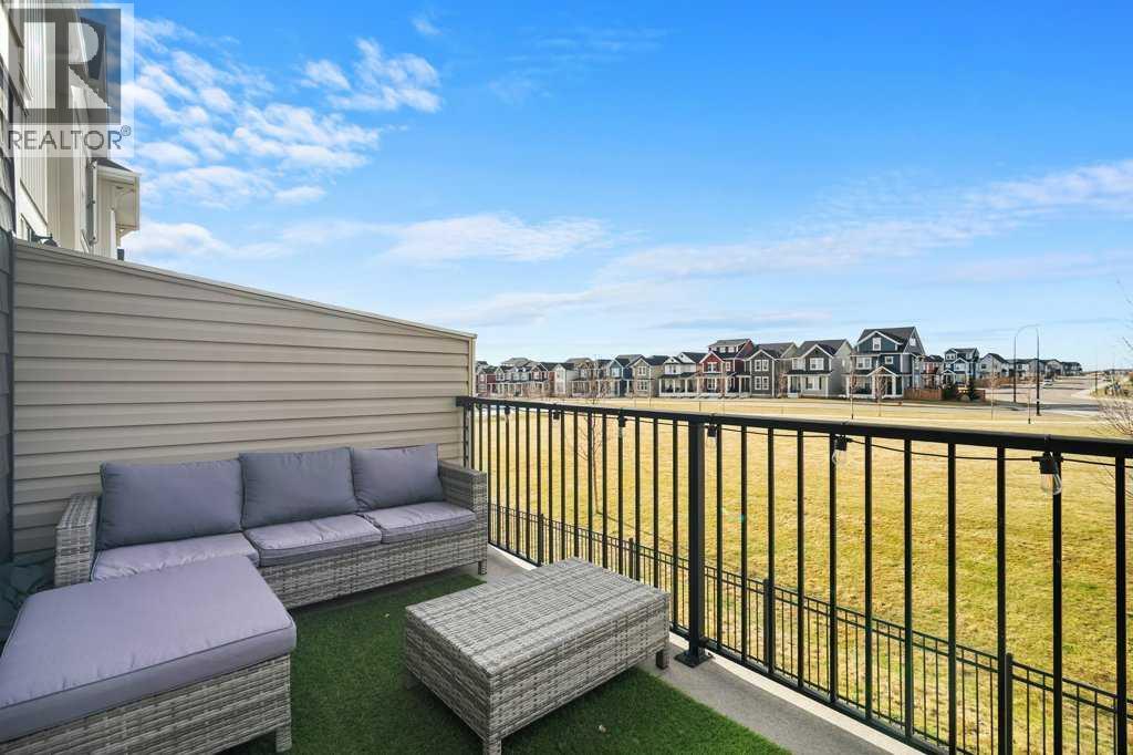 409 South Point Lane SW, Airdrie, Alberta  T4B 5G8 - Photo 15 - A2304977