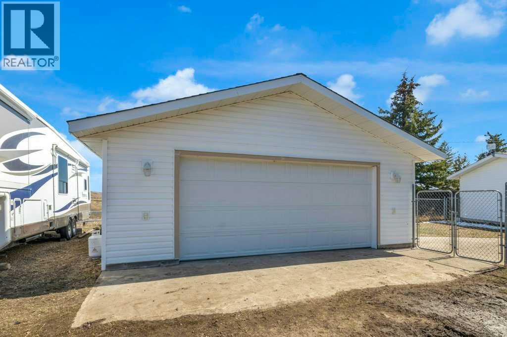 253017 Range Road 224, Rural Wheatland County, Alberta  T0J 3G0 - Photo 28 - A2305027