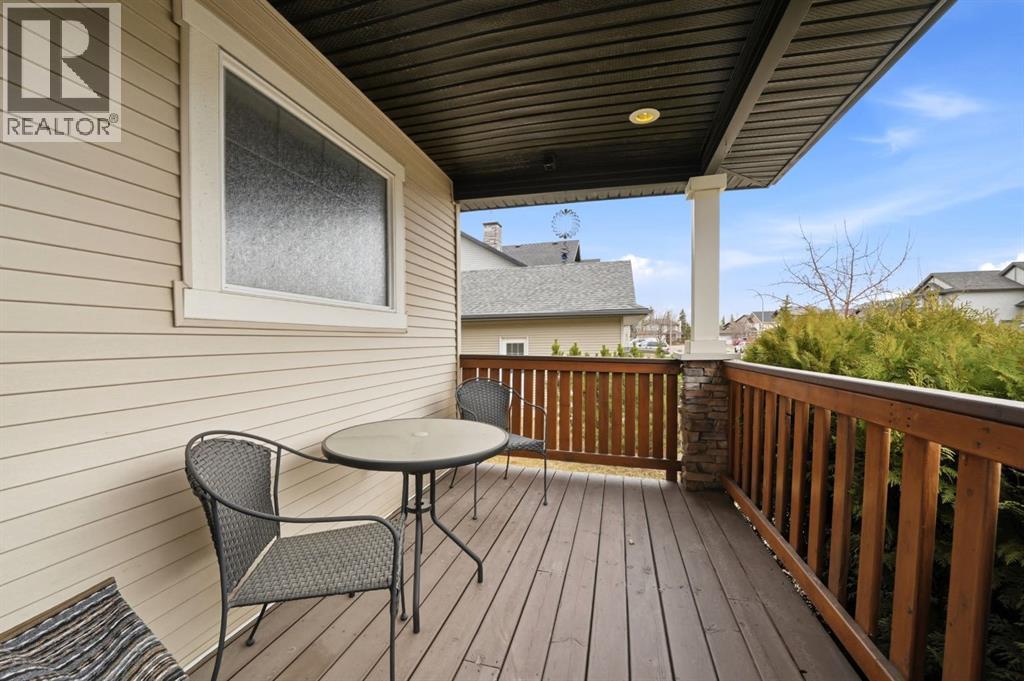 124 Isherwood Close, Red Deer, Alberta  T4R 0B5 - Photo 5 - A2305284