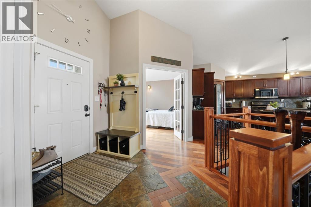 124 Isherwood Close, Red Deer, Alberta  T4R 0B5 - Photo 8 - A2305284