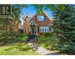 76 BOND STREET W, Kawartha Lakes, Ontario