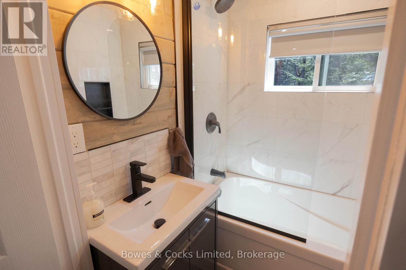 1063 Esson Creek Lane, Highlands East, Ontario  K0L 2Y0 - Photo 18 - X13063284