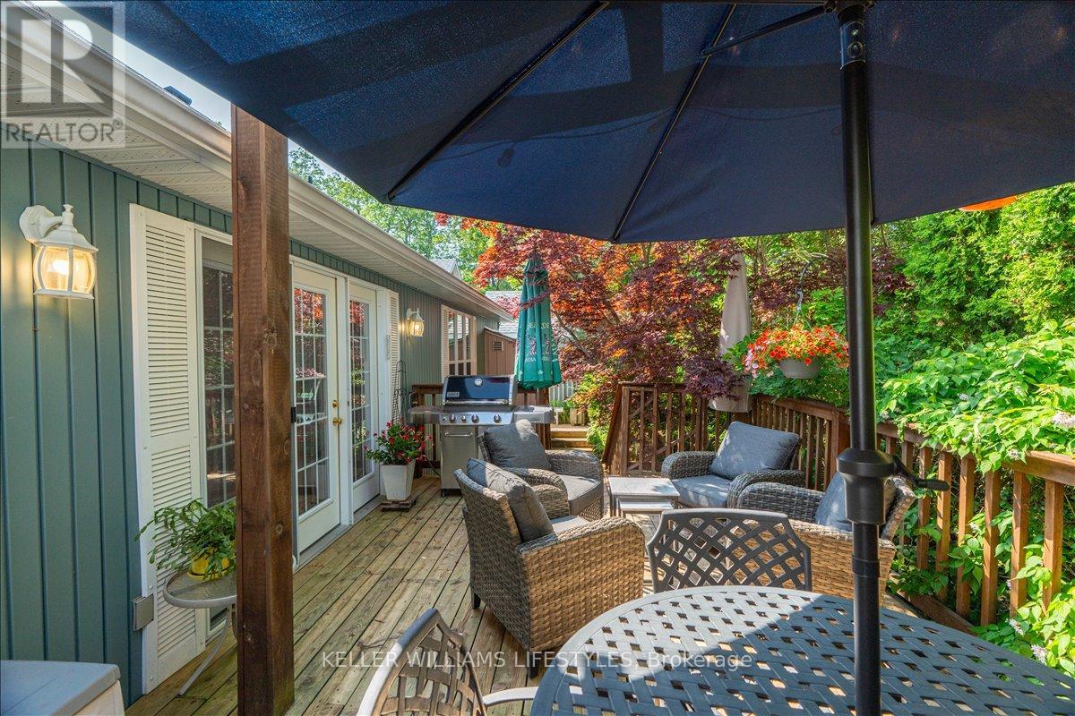40 Lakeside Circle, Lambton Shores, Ontario  N0M 1T0 - Photo 33 - X12753176
