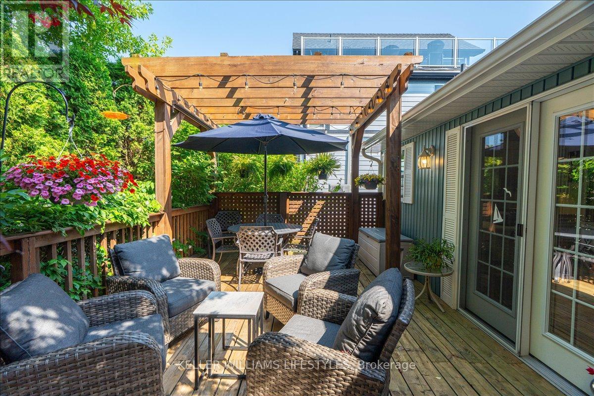 40 Lakeside Circle, Lambton Shores, Ontario  N0M 1T0 - Photo 35 - X12753176