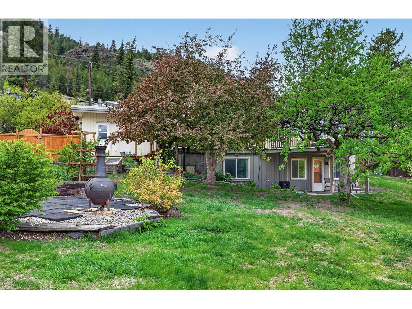 1052 Todd Road, Kamloops, British Columbia  V2C 5B2 - Photo 53 - 10385518